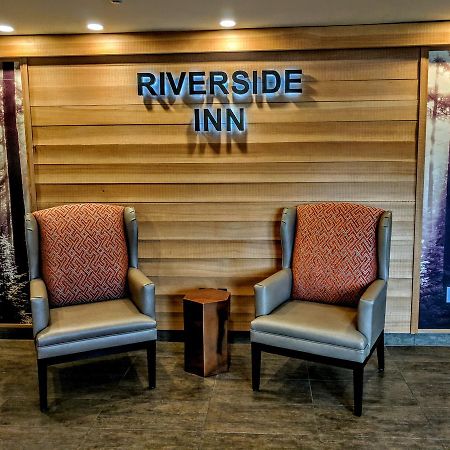 Riverside Inn Lake Cowichan Exterior photo